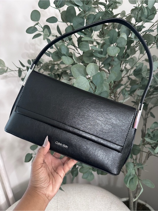 Calvin Klein Handbags - Calvin Klein Black Leather Shoulder Bag with Top Handle
